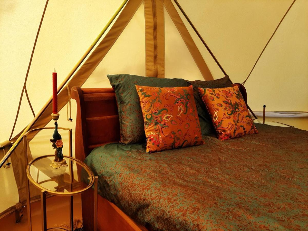 Glamping De Vrije Wind, Tentverhuur Houwerzijl Exterior photo